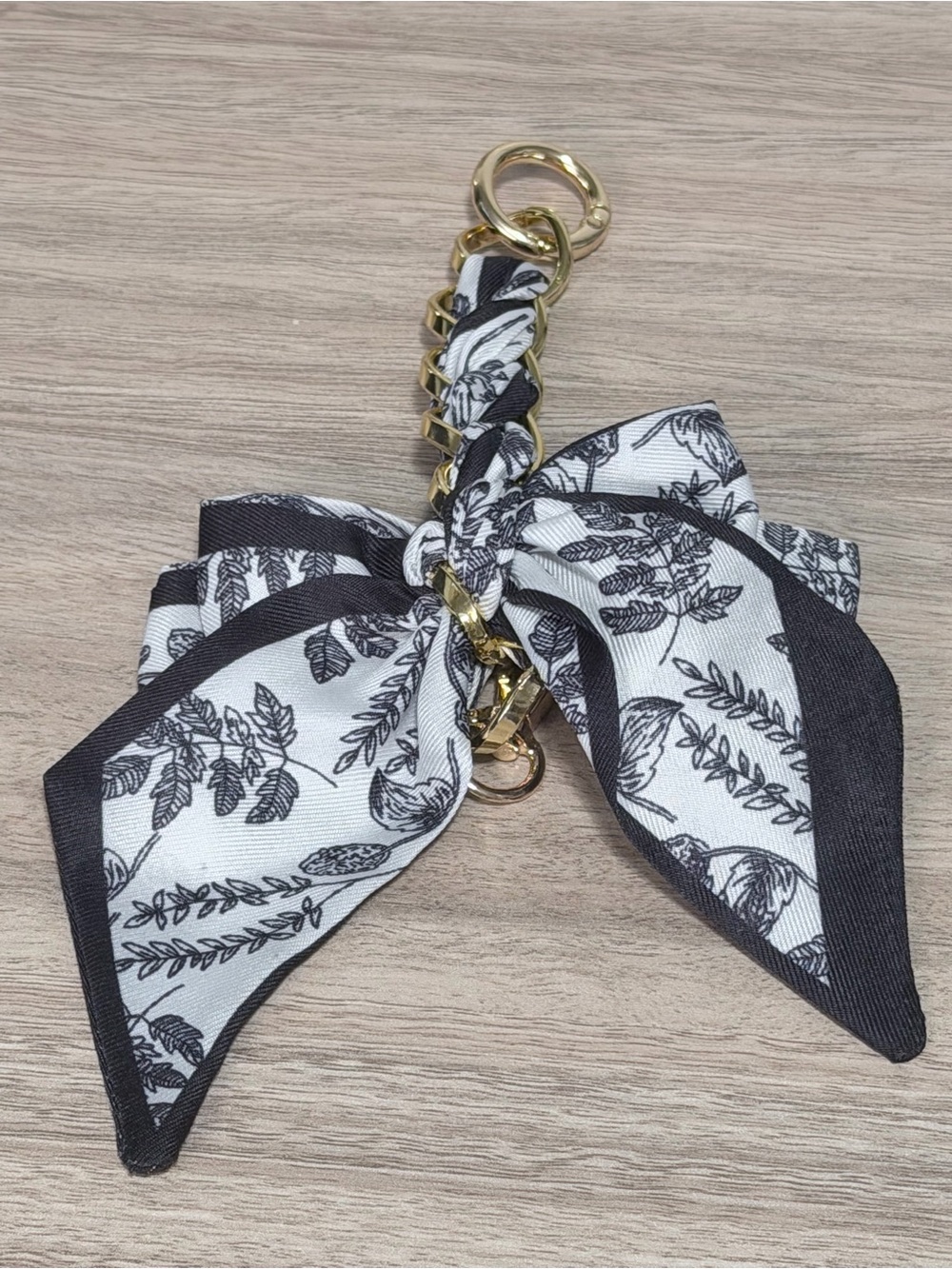 Bag Charm silk scarf braided with a metal Gold tone chain